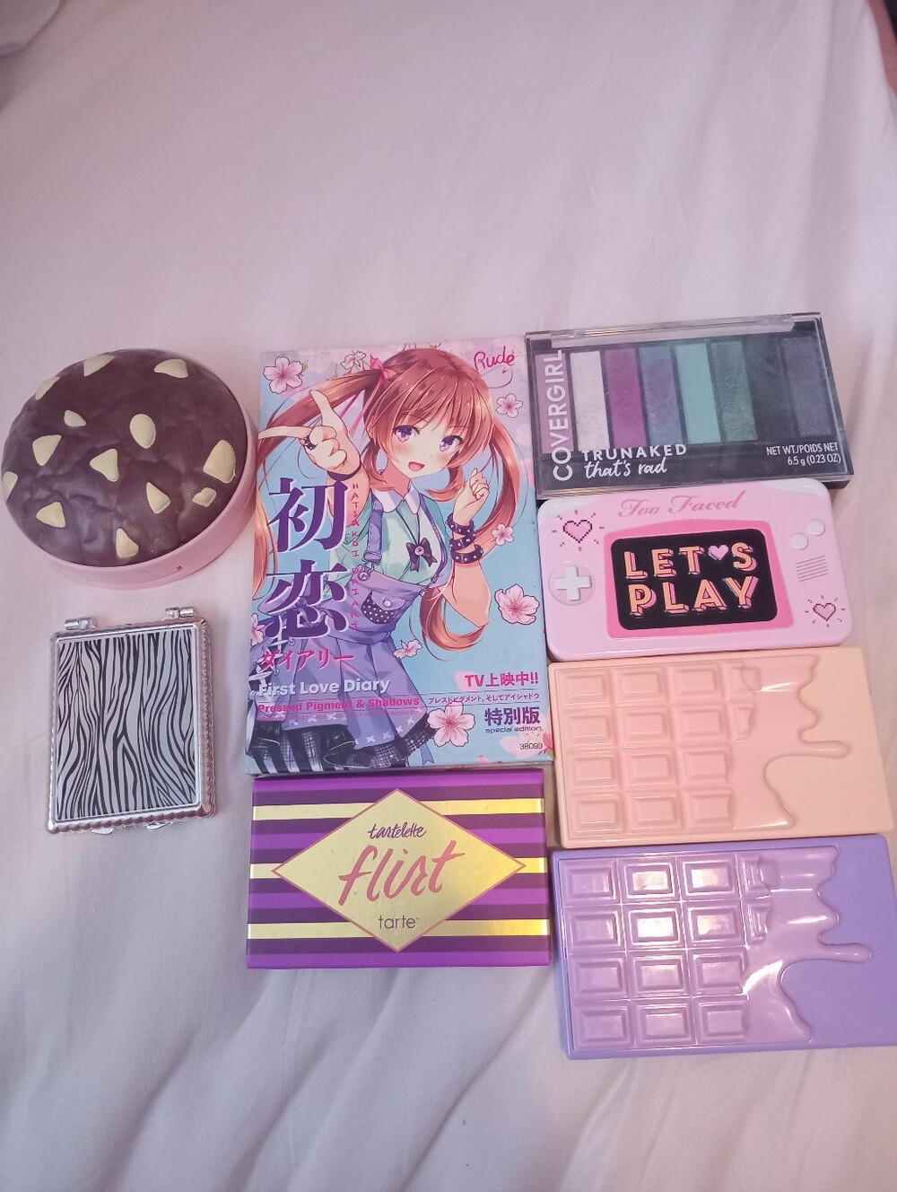 Makeup Assorted Lot (BRAND NEW/NOT USED)
